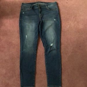 Dark wash skinny jeans
